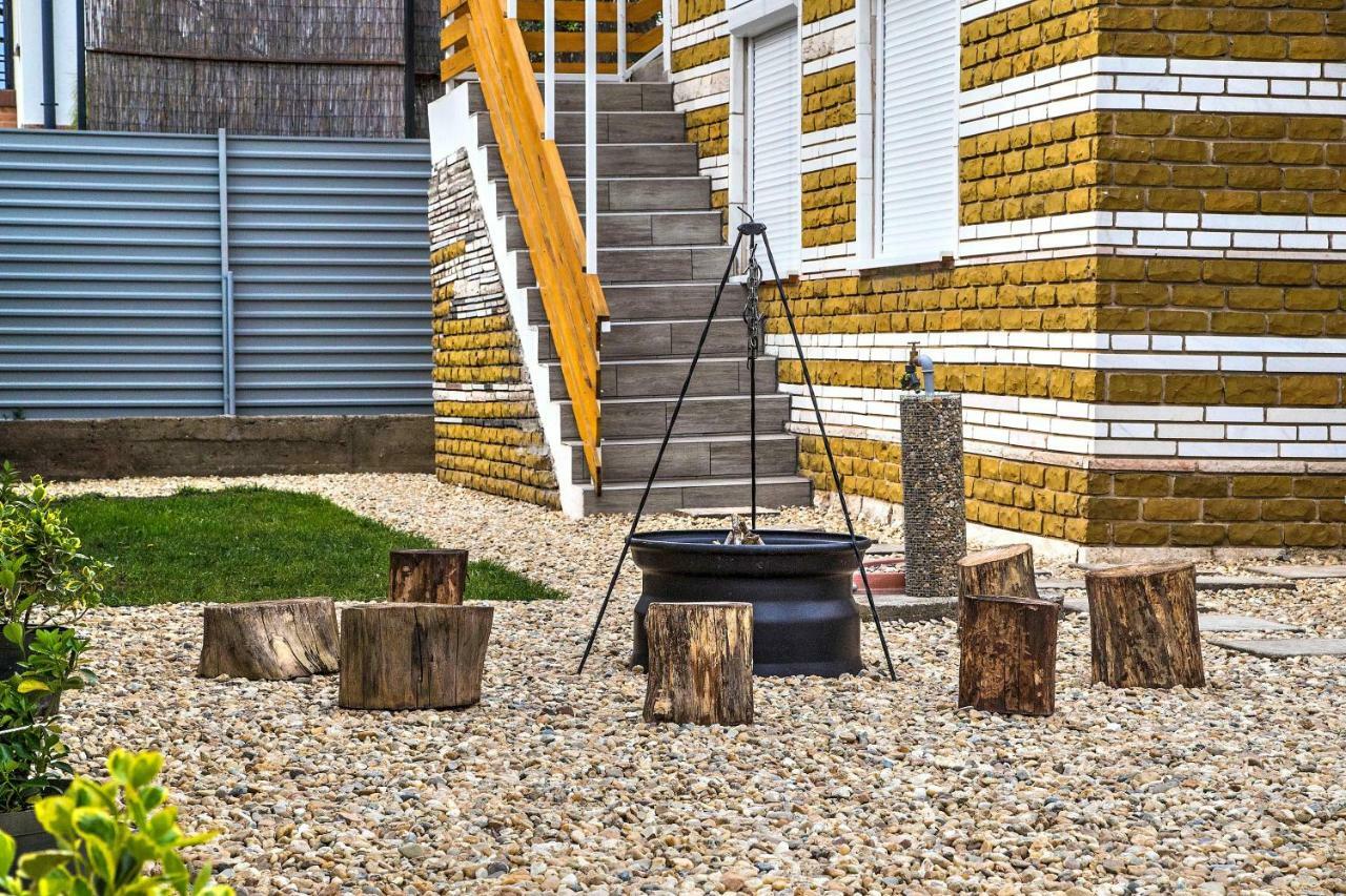 Green Stone Apartments Hajduszoboszlo Exterior photo